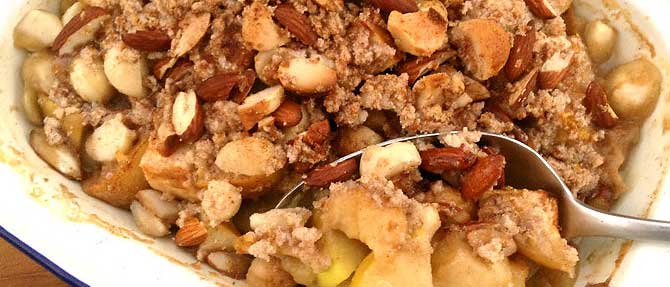 Feijoa Almond Crumble