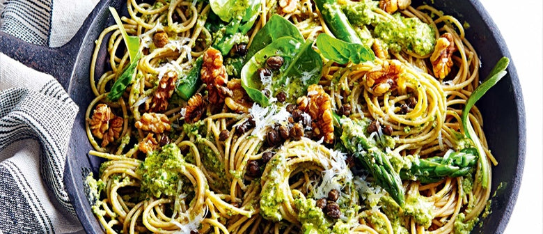 Spaghetti with Asparagus and Spinach Pesto