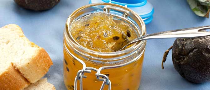 Lynda Hallinan's Passionfruit Jam Recipe