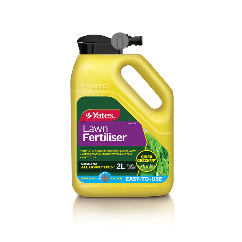 Yates Lawn Fertiliser Hose On - 2L